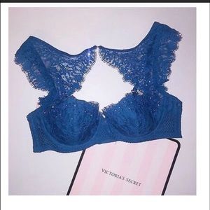 Victoria Secret very sexy bra 34C